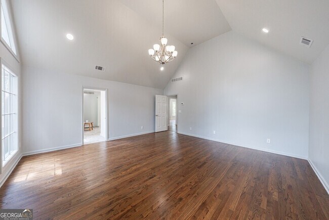 Building Photo - 459 Atlanta Country Club Dr