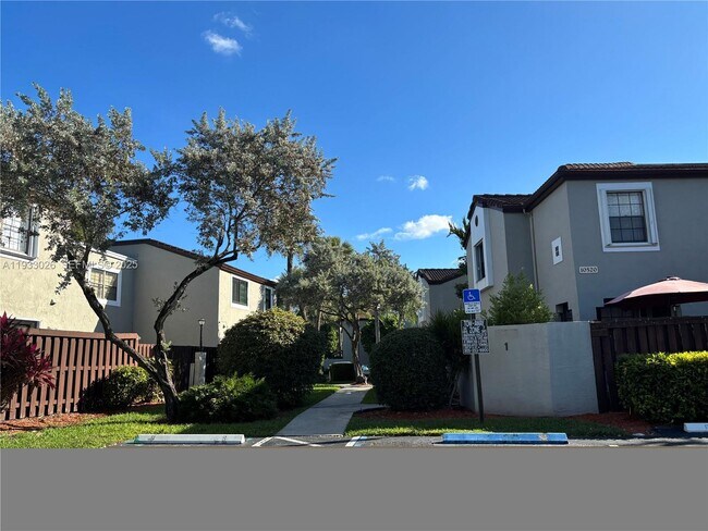 Building Photo - 10520 SW 153rd Ct