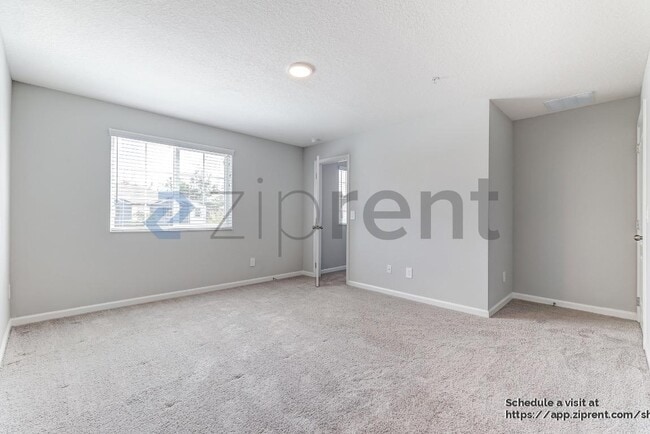 Building Photo - 432 Cape Honeysuckle Pl