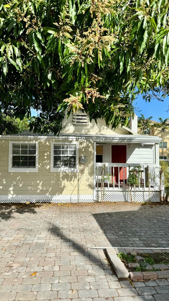 Building Photo - 205 S Federal Hwy