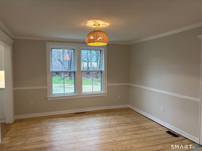 Building Photo - 66 -6 Elys Ferry Rd