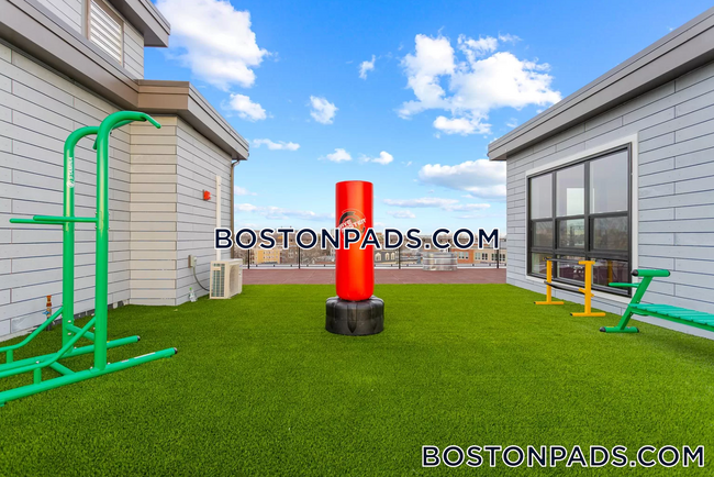 Building Photo - 1258 Massachusetts Ave