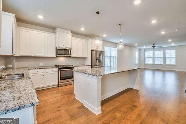 Building Photo - 2510 GREAT SILVER FI Aly