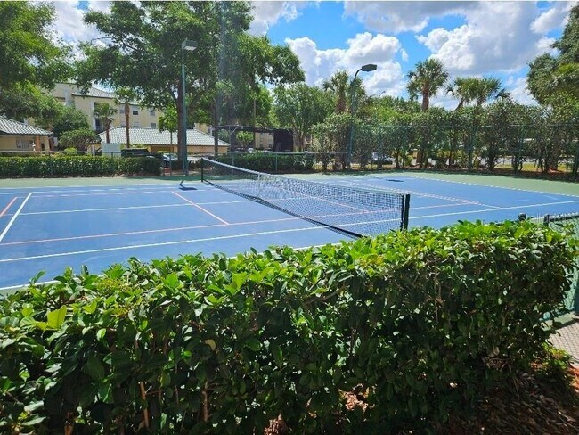 Building Photo - 8929 Legacy Ct