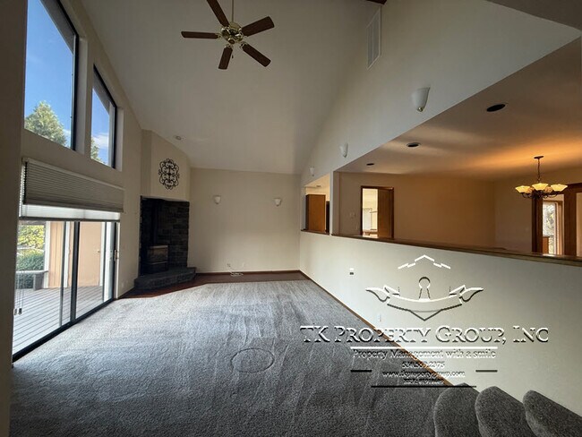 Building Photo - 17574 Patricia Way