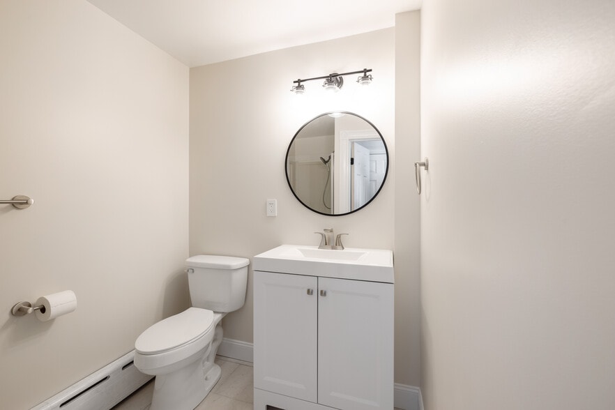 Bathroom 2 with Glass Enclosed Shower - 338 Stevens Avenue