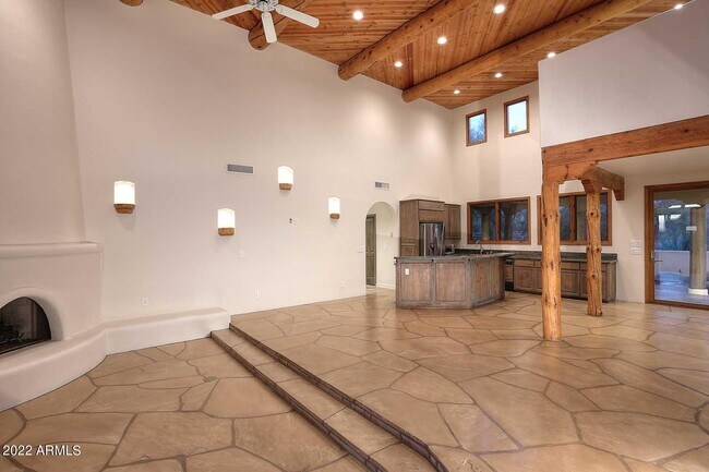 Building Photo - 28685 N 73rd St