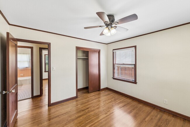 Building Photo - 3317 S Louisville Ave