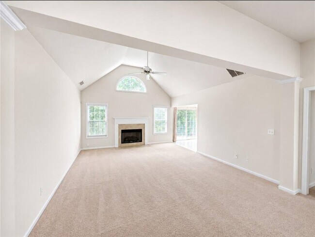 Building Photo - 1203 Soaring Ridge