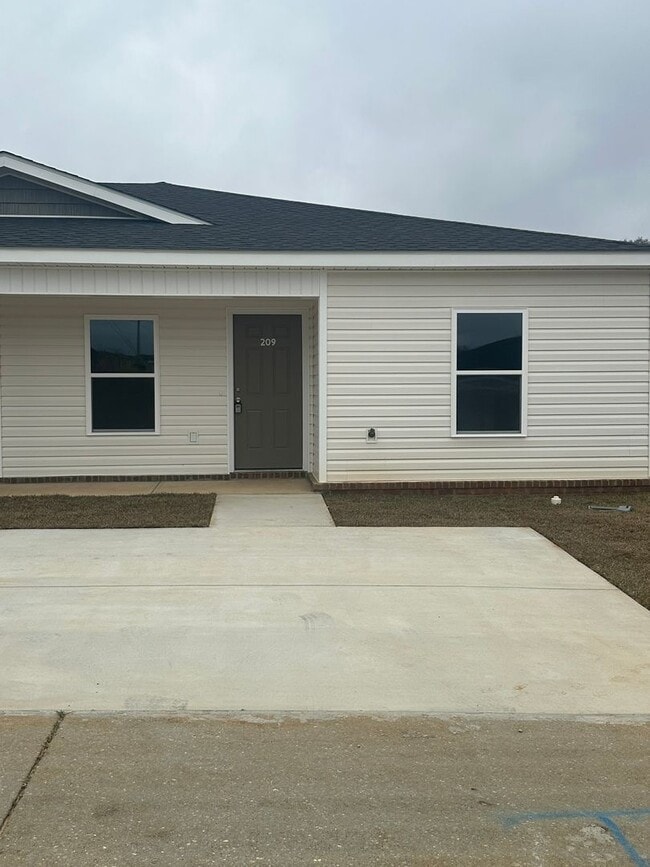 Building Photo - Southern Winds!  New Construction.