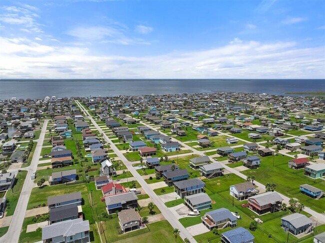 Building Photo - 4135 Fort Bend Dr