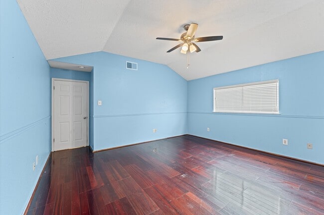 Building Photo - 21311 Golden Dove Dr