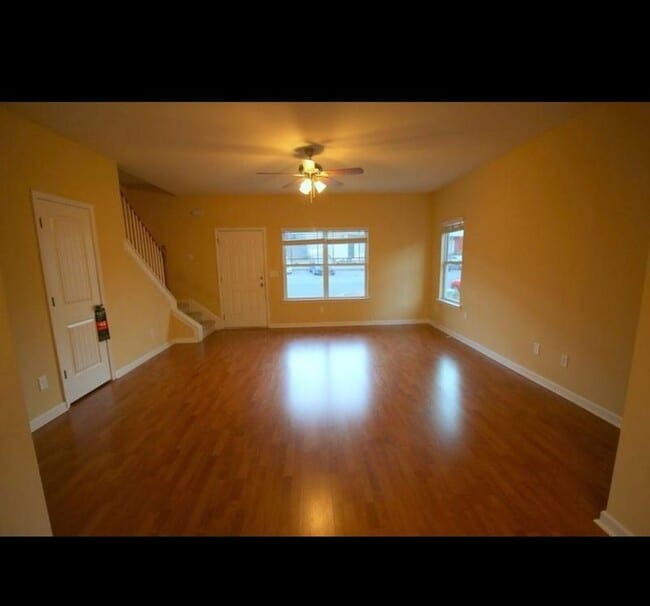 Building Photo - Charming 3BR Townhome in Norcross