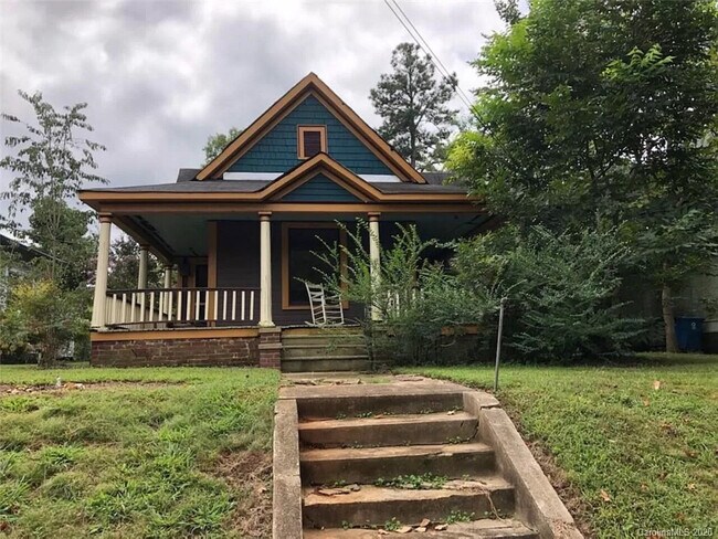 Building Photo - Rooms for rent in a shared home
