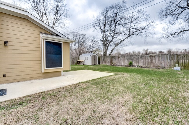 Building Photo - Charming 2 Bedroom Home in La Porte, TX