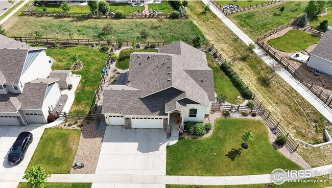 Building Photo - 532 Mount Rainier St