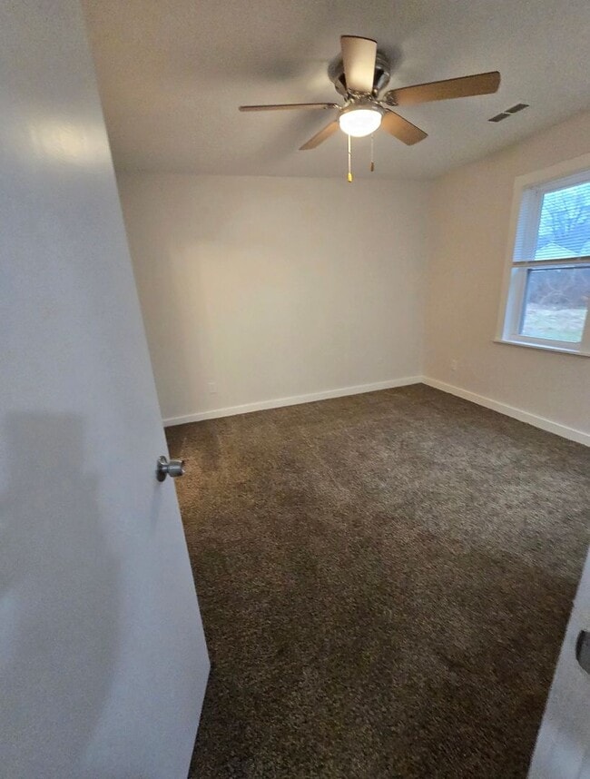 Building Photo - Eastside Four Bedroom Home near 42nd and Shadeland Ave