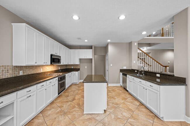 Building Photo - 14343 Millstone Estates Ln