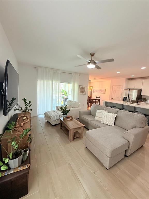 Building Photo - 1158 Sand Torch Cir