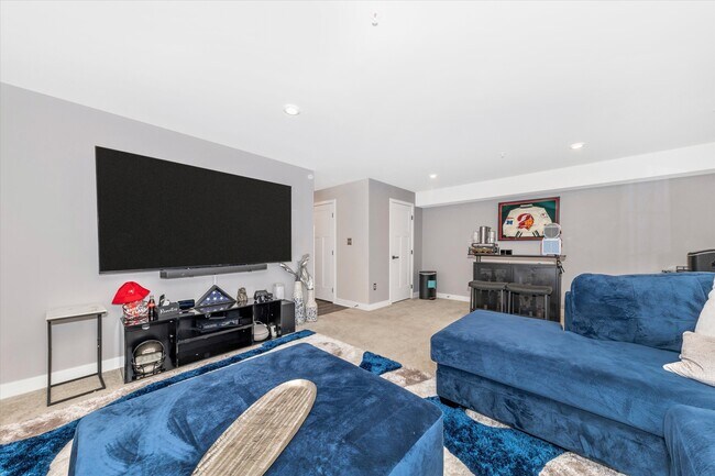 Building Photo - 166 Drydock Wy