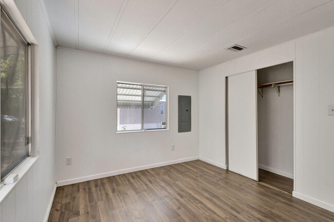 Building Photo - 4072 74th St N