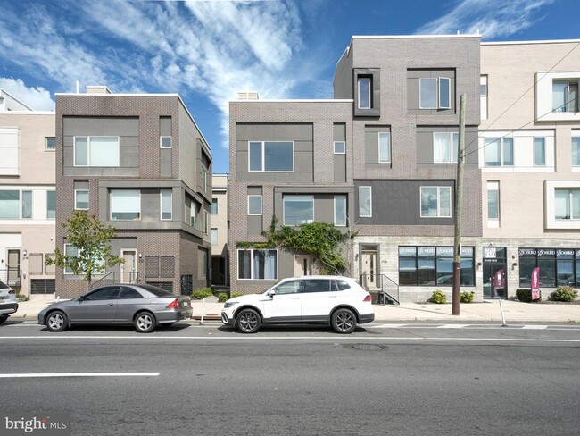 Building Photo - 2123 E Lehigh Ave