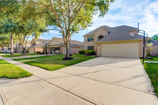 Building Photo - 5010 Moss Garden Ln