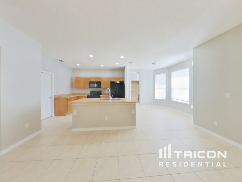 Building Photo - 3571 Live Oak Hollow Dr