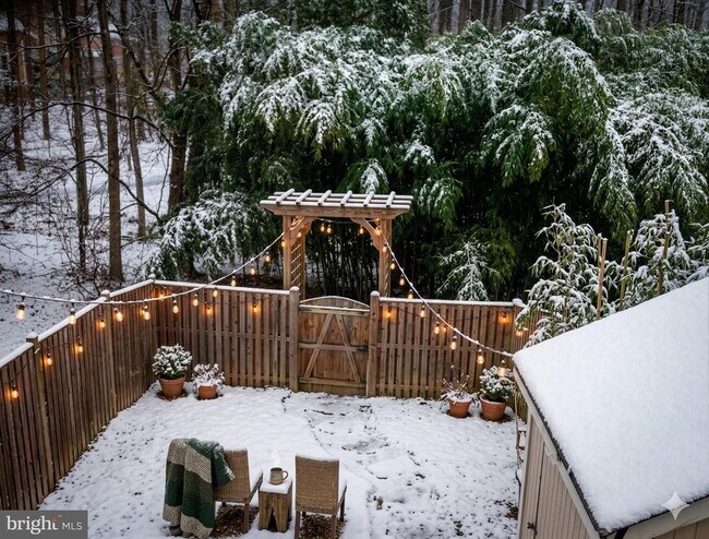 Building Photo - 14423 Pebble Hill Ln