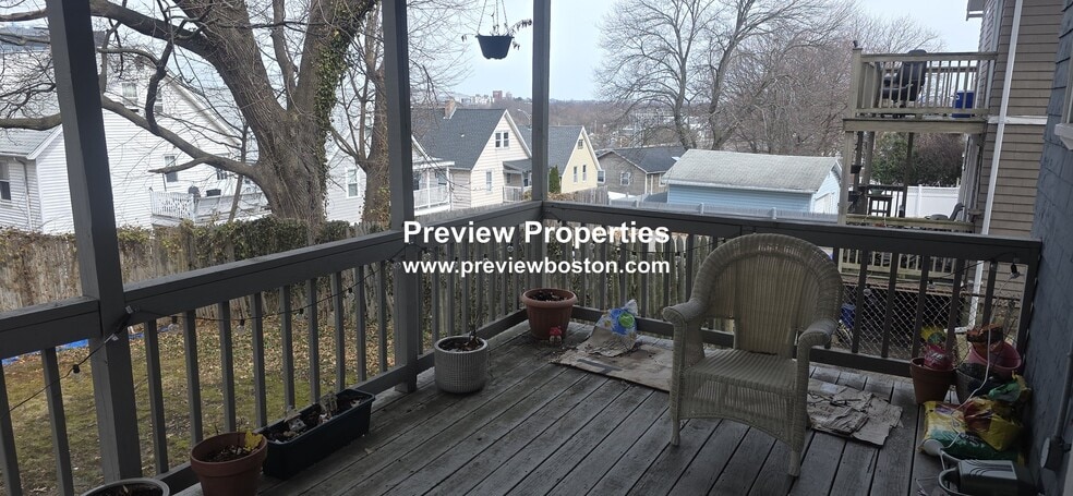 Building Photo - 37 Brooksdale Rd