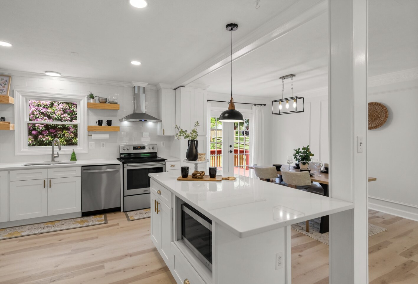 Kitchen - 13405 Wisteria Dr