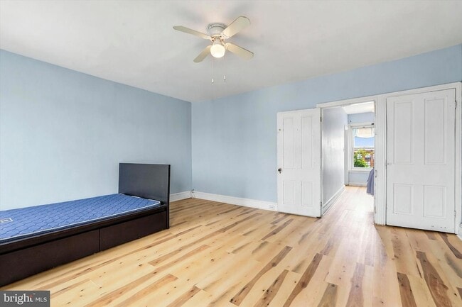 Building Photo - 204 Ripka St