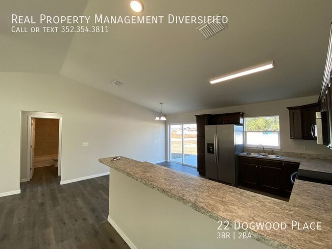 Building Photo - 22 Dogwood Pl