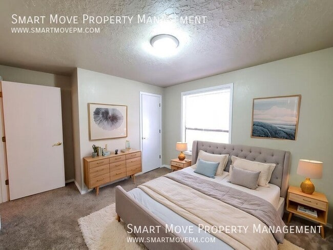 Building Photo - 4418 N Oxbow Pl