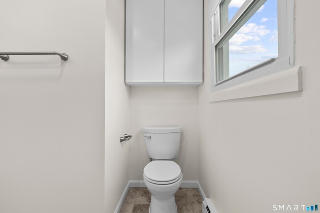 Building Photo - 110 Burwood Ave