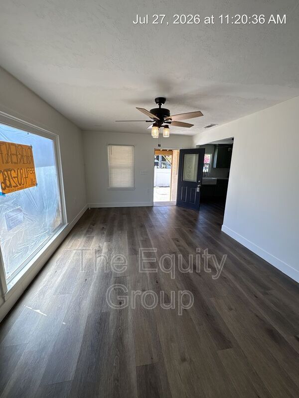 Building Photo - 151 N Villa Ave