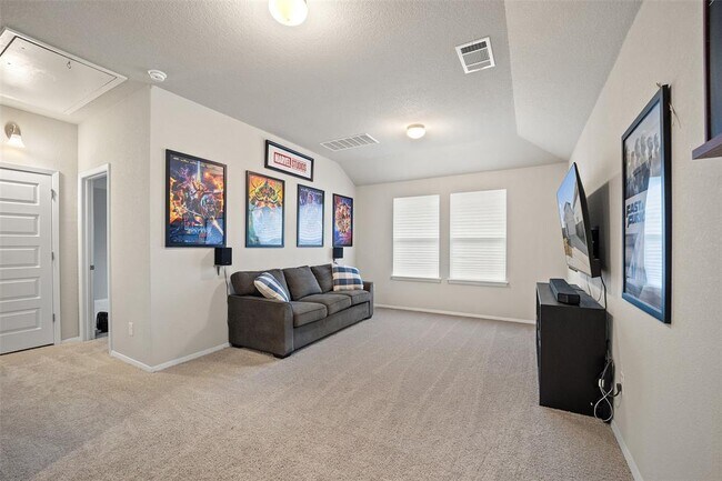 Building Photo - 408 Black Opal Dr