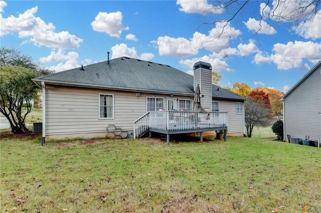 Building Photo - 235 Ruby Forest Pkwy