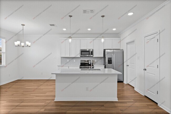 Building Photo - 8114 Timber Holw Ln