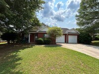 Building Photo - Spacious Ranch in Great Location!!!