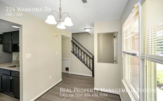 Building Photo - Charming 2-Bedroom Townhome – Perfect for ...