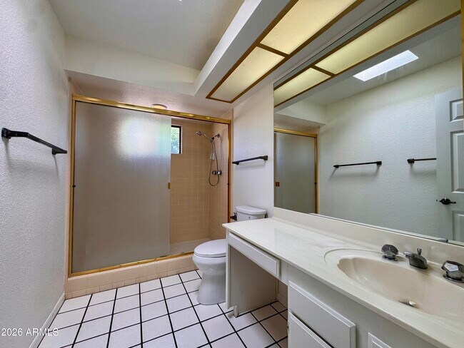 Building Photo - 4525 N 66th St