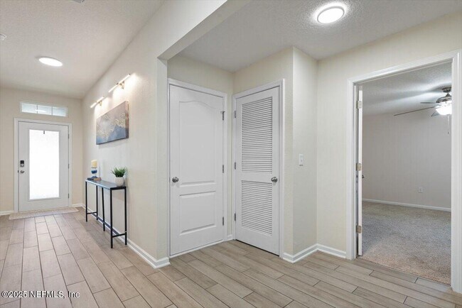 Building Photo - 88 N Hamilton Springs Rd