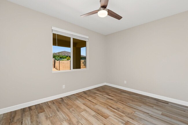 Building Photo - Luxury Kitchen + 3 Bed & Den/Office in Azure Canyon | Quartz, Gas Cooktop & More