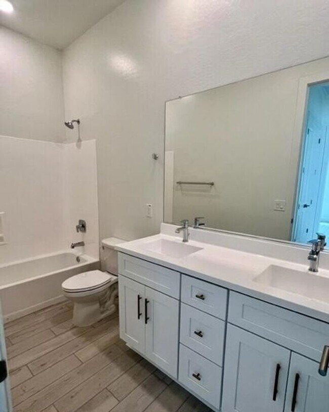 Building Photo - Executive Single-Story 4-Bedroom Rental with $50K+ Upgrades & Indoor-Outdoor Living in Chandler, AZ