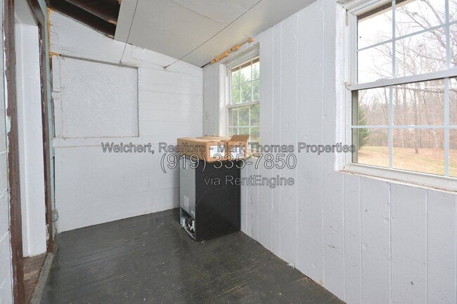 Building Photo - 1150 Shelton Rd