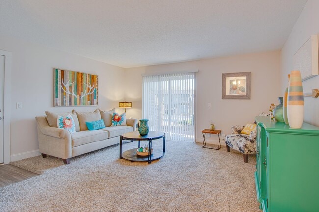 Building Photo - Nob Hill Apartment Homes