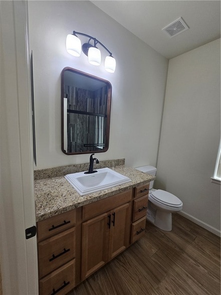 Building Photo - 2459 Davis Ridge Ave