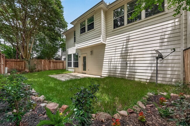 Building Photo - 6118 Breezy Hollow Ln