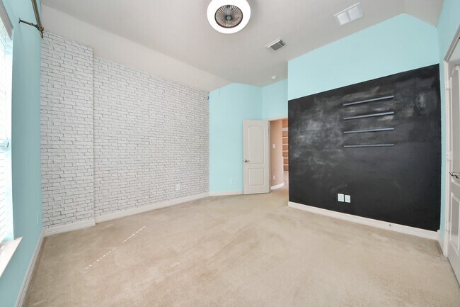 Building Photo - 17618 Raven Canyon Ln